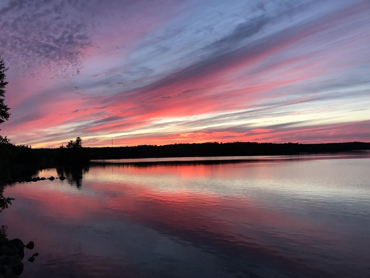 Shores Of Deer Lake South River Exterior foto